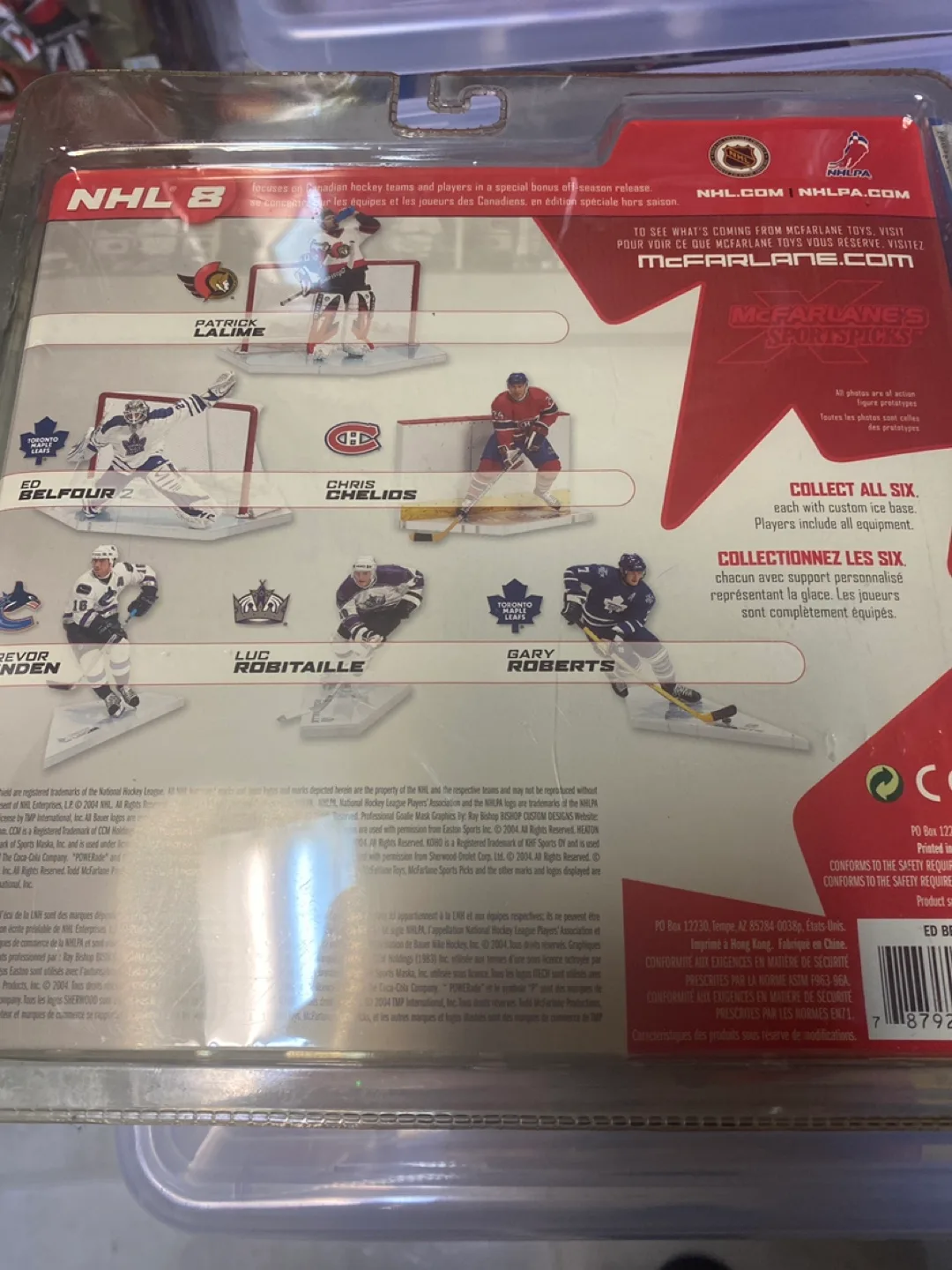 McFarlane NHL Series 8 Ed Belfour Toronto Maple Leafs Figure image indicator(2)