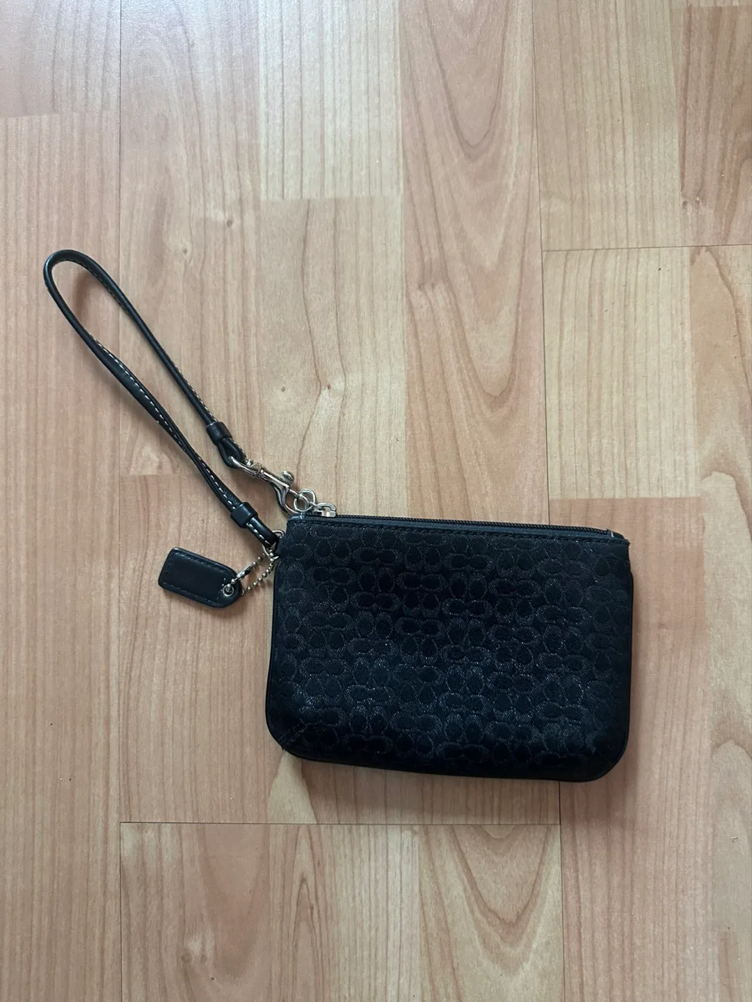Coach Black Signature Wristlet image indicator(3)