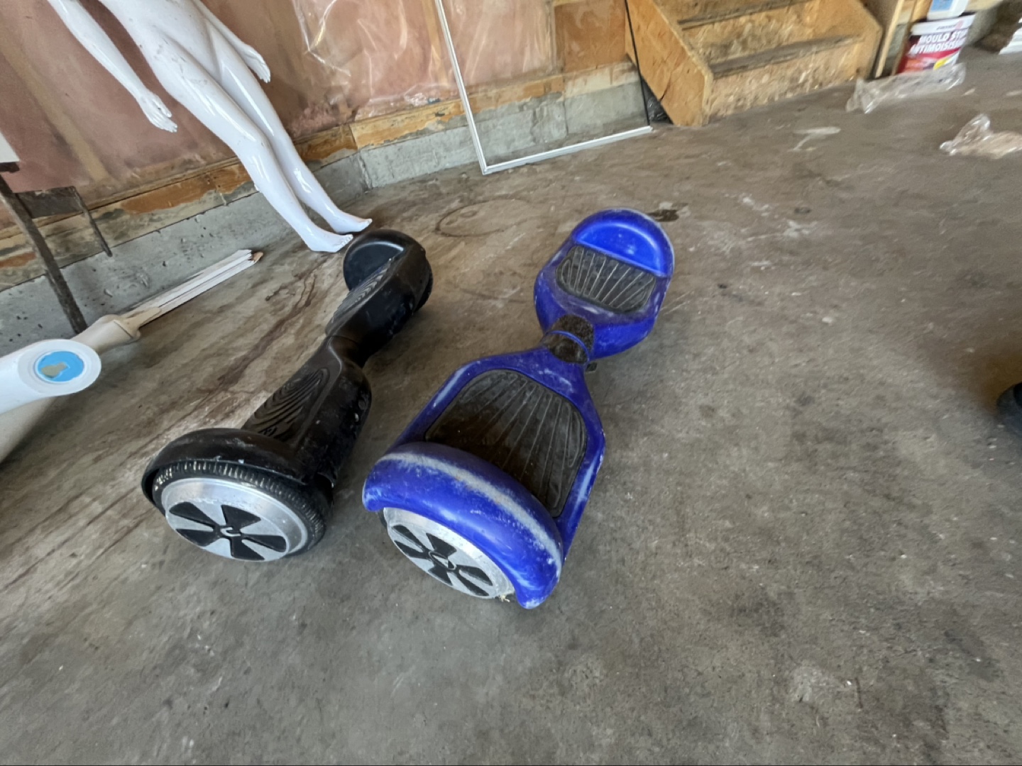 Used Airwalk Hoverboard - photo 2