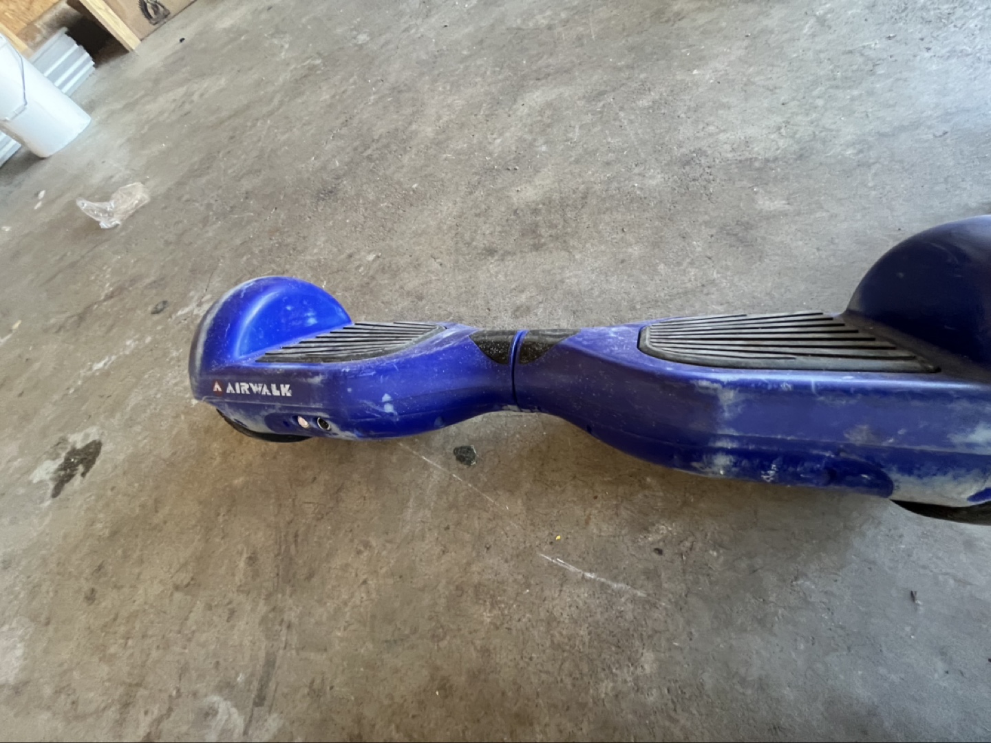 Used Airwalk Hoverboard - photo 5