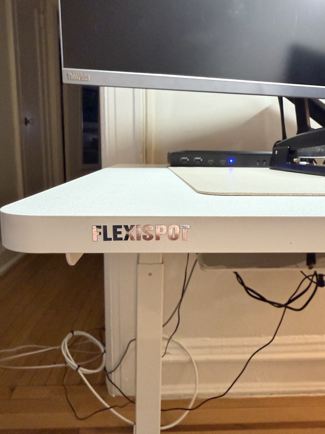 FlexiSpot Electric Standing Desk - White - photo 2