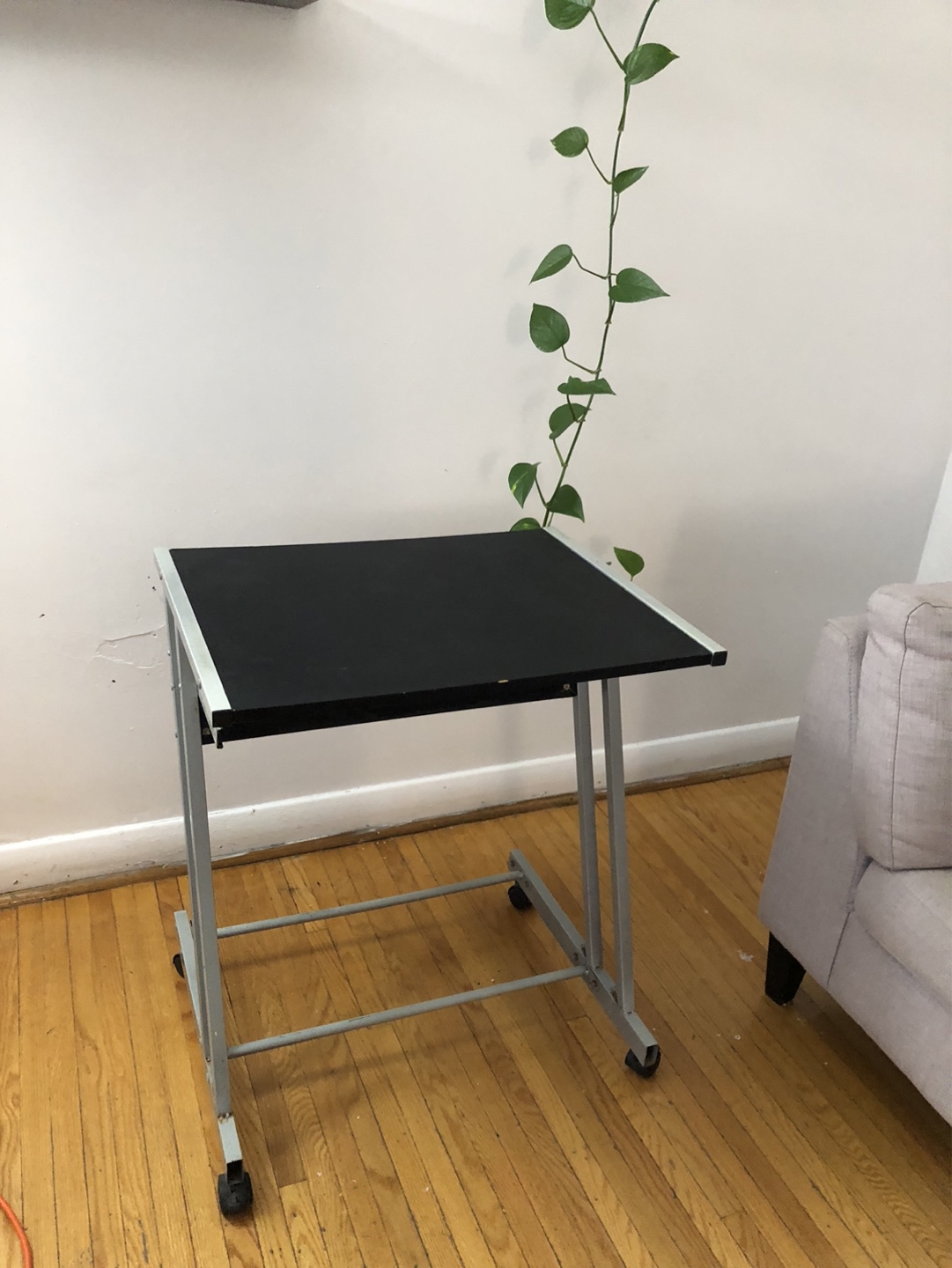 Small Rolling Desk