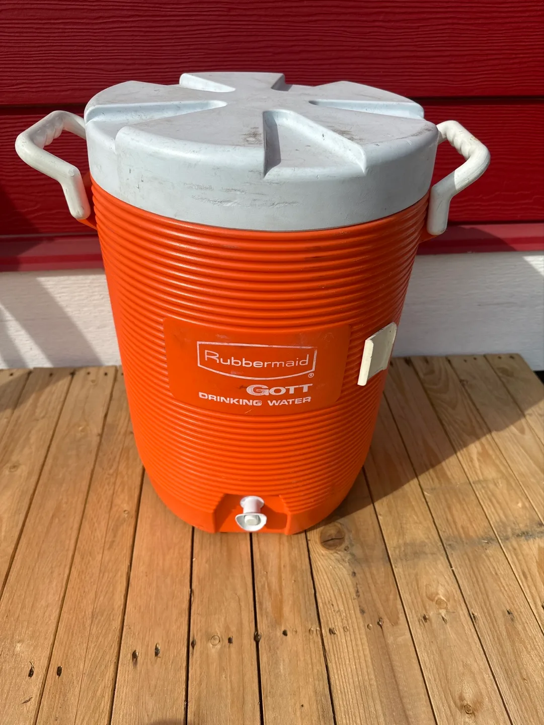 Rubbermaid Gott Drinking Water Cooler 💚 thumbnail
