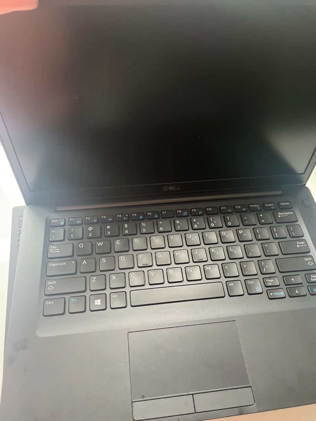 Dell Laptop - Excellent Condition image indicator(2)