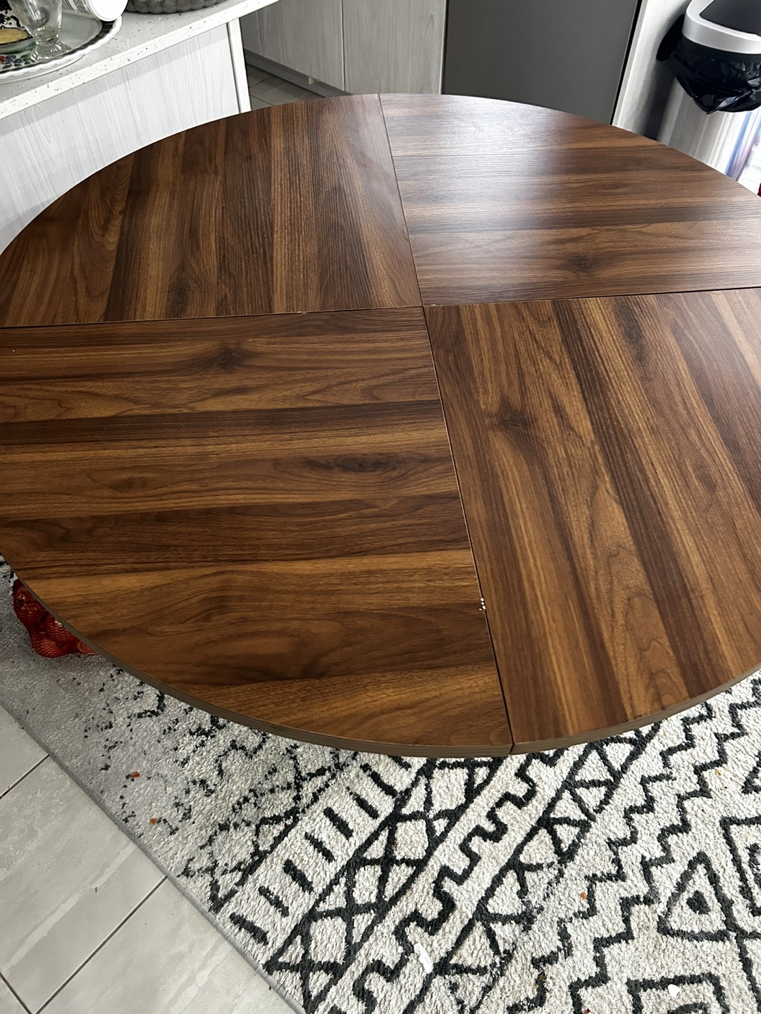 Round Extendable Dining Table - photo 2