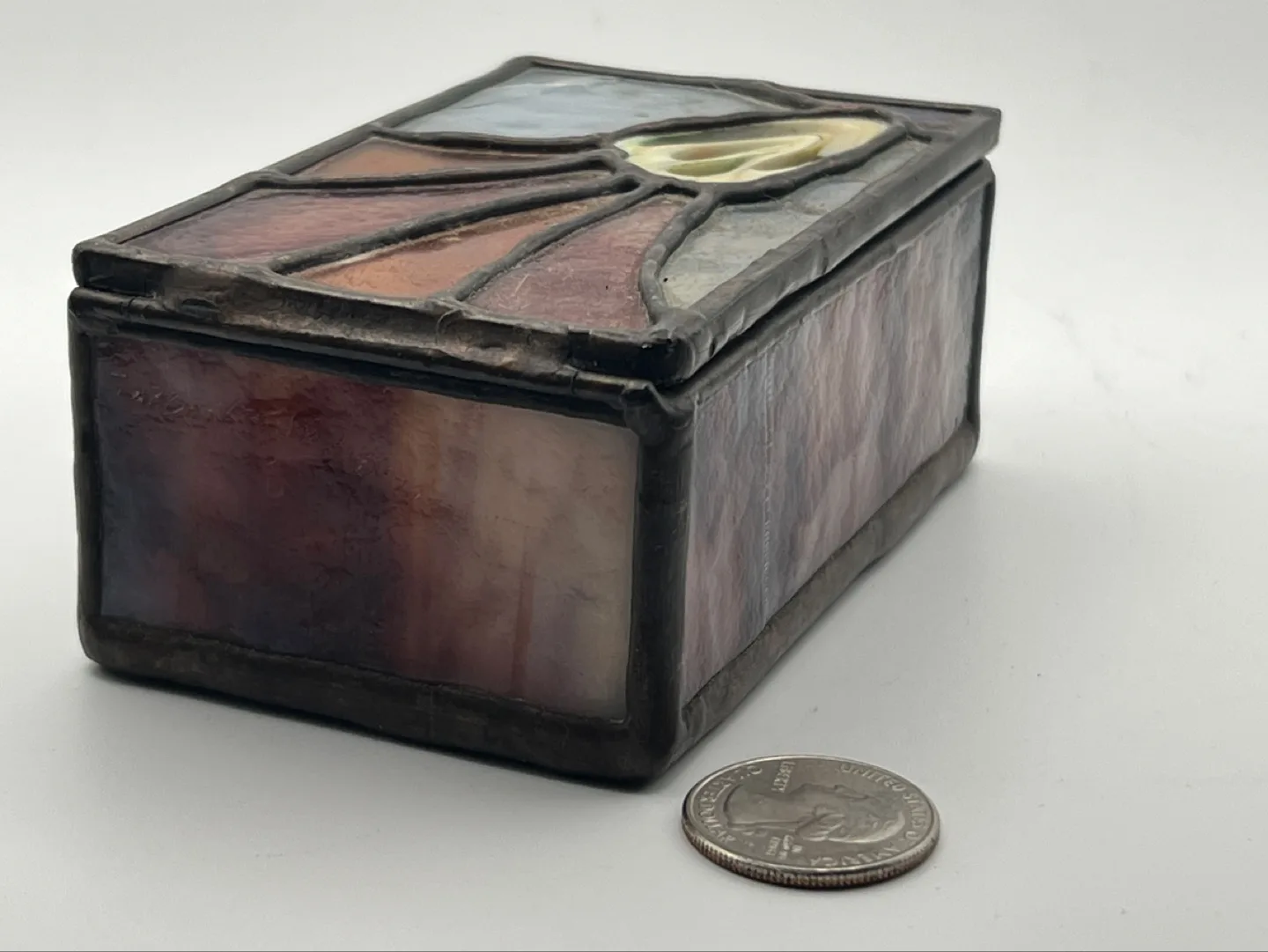 Stained Glass Trinket Box image indicator(4)