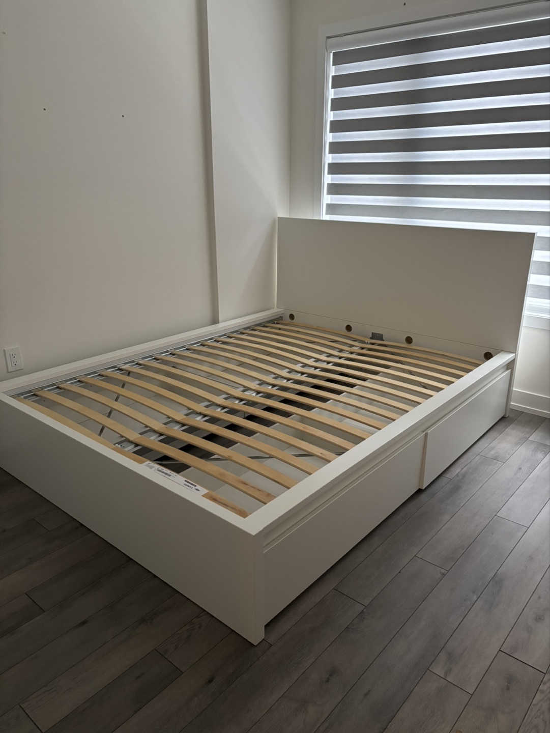 IKEA MALM QUEEN Bed Frame with Storage Drawers