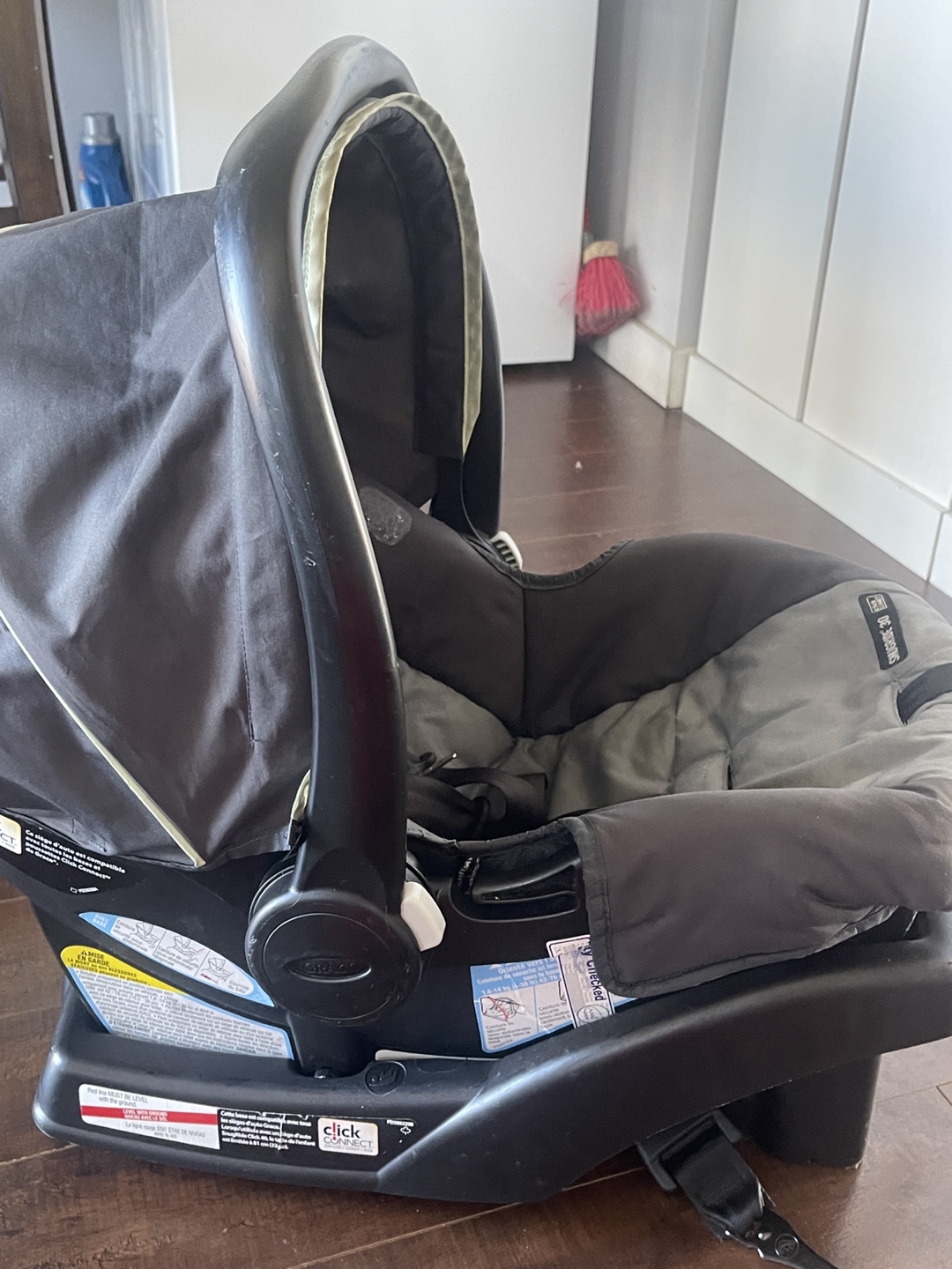 Graco SnugRide 30 Infant Car Seat with Base - photo 5