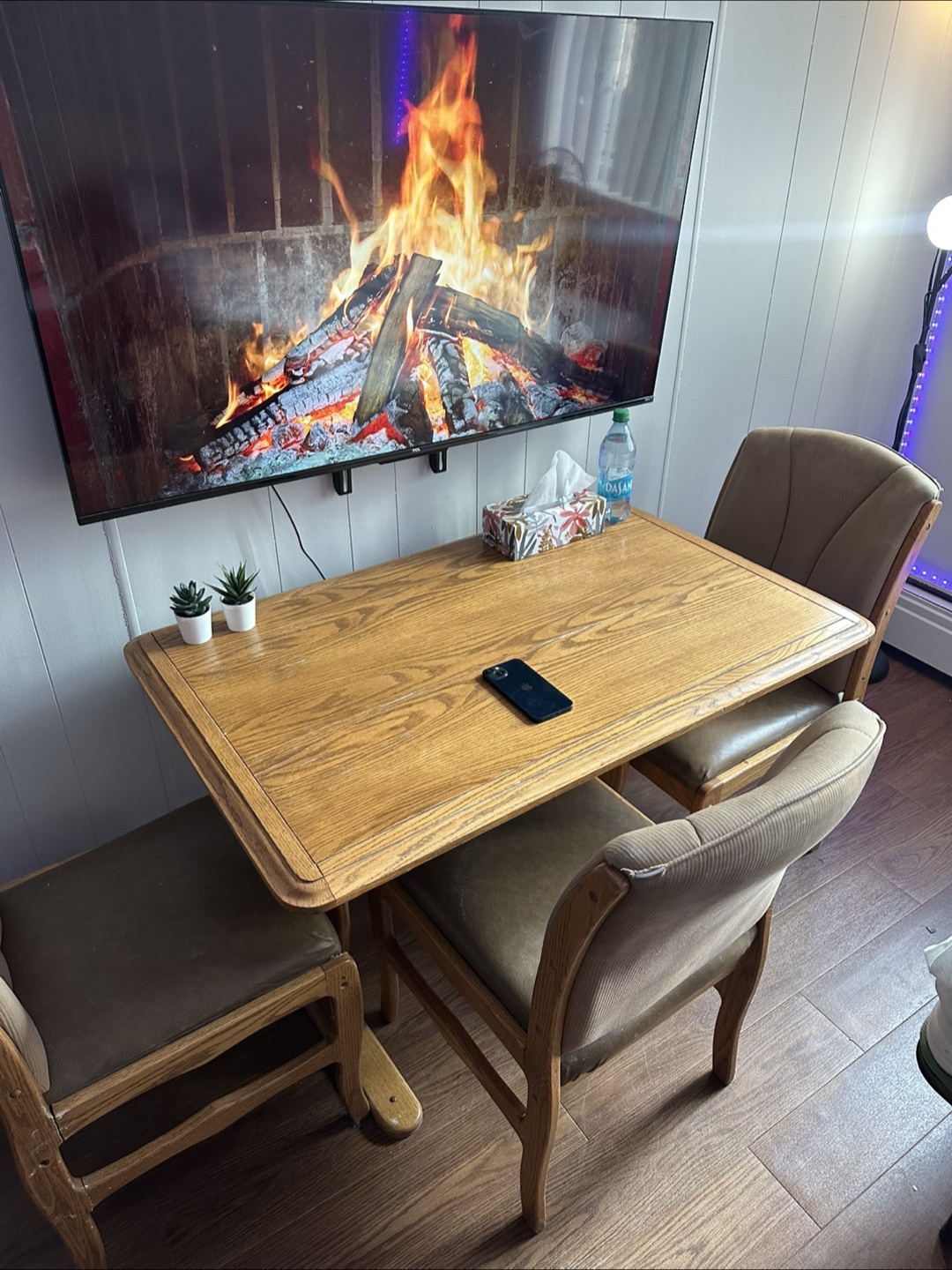Solid Wooden Dining Table Set - photo 2