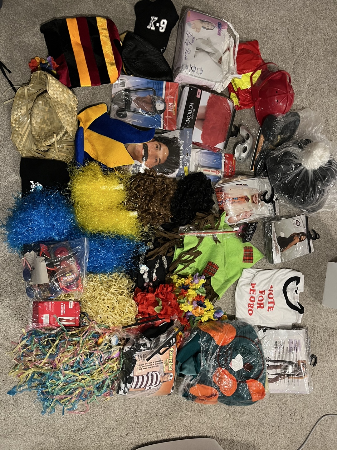 Lot of Halloween Costumes - photo 2