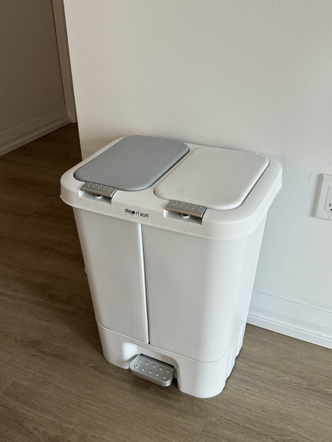Step N Sort 40L Dual Trash and Recycling Bin - White