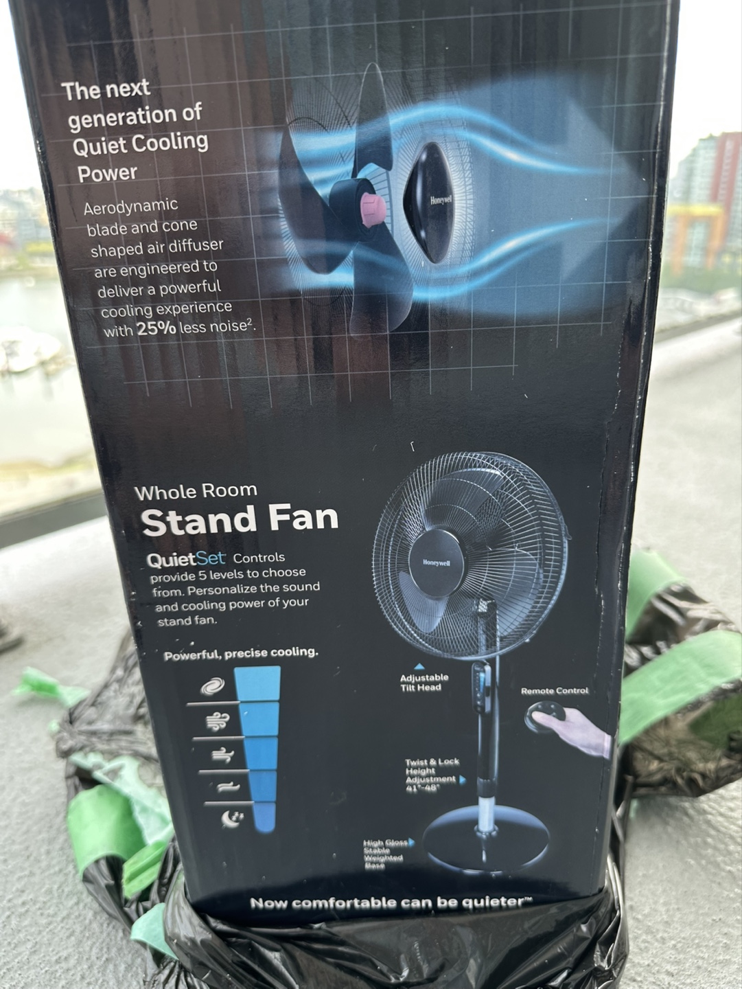 Honeywell QuietSet Whole Room Stand Fan - photo 3