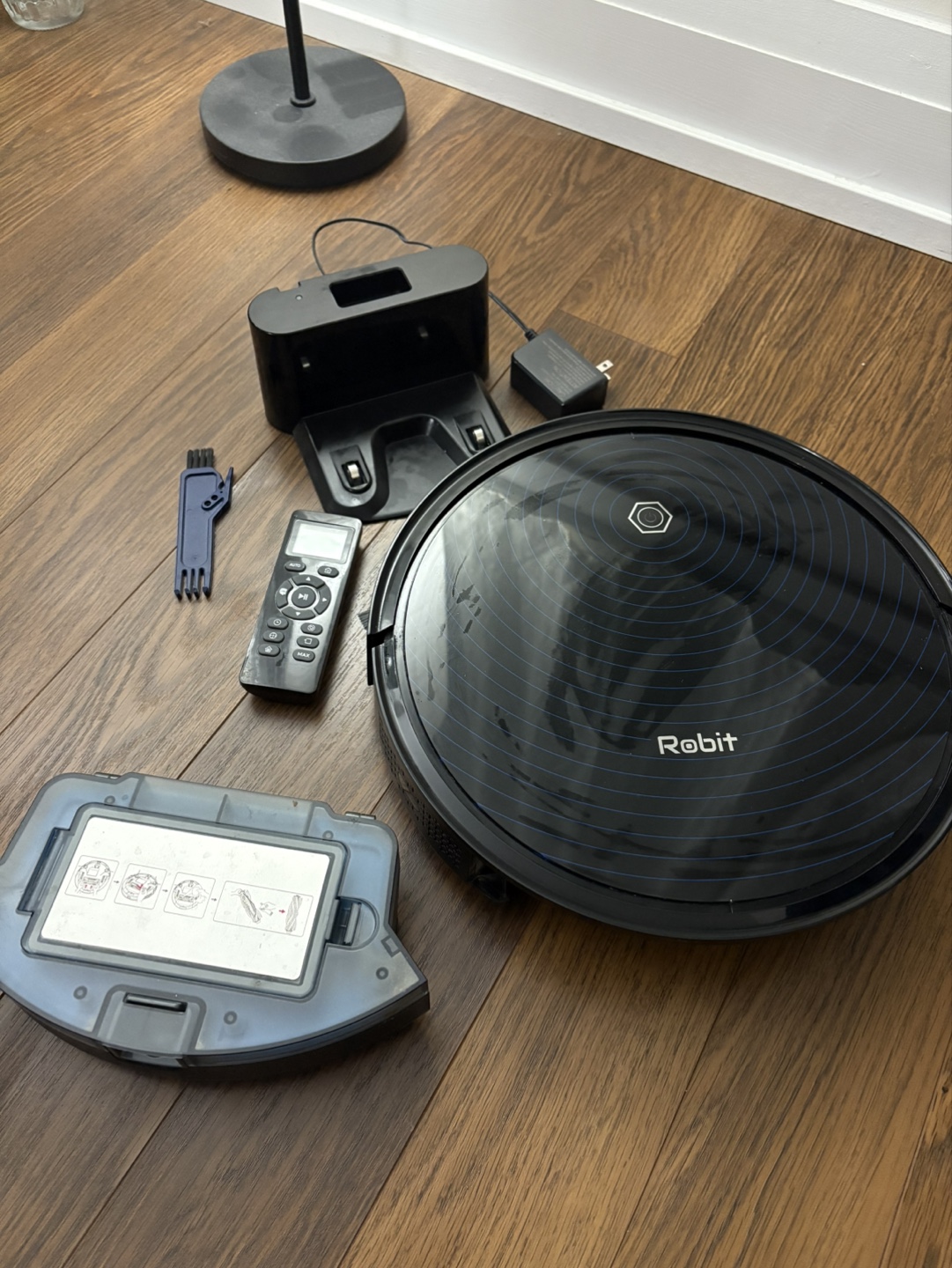 Robit R3000 Robot Vacuum Cleaner