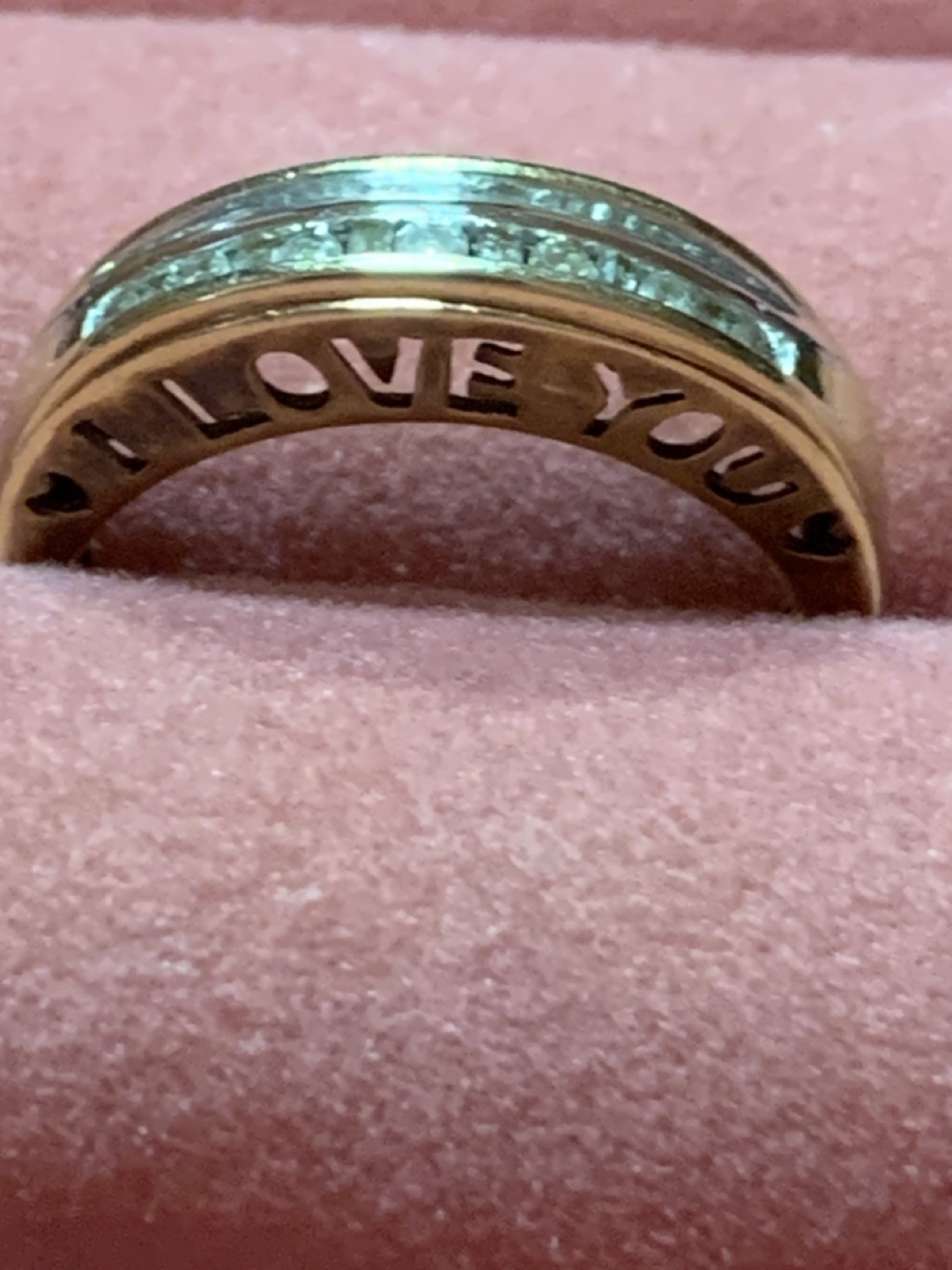 14kt Gold Wedding Ring with Diamonds - photo 2