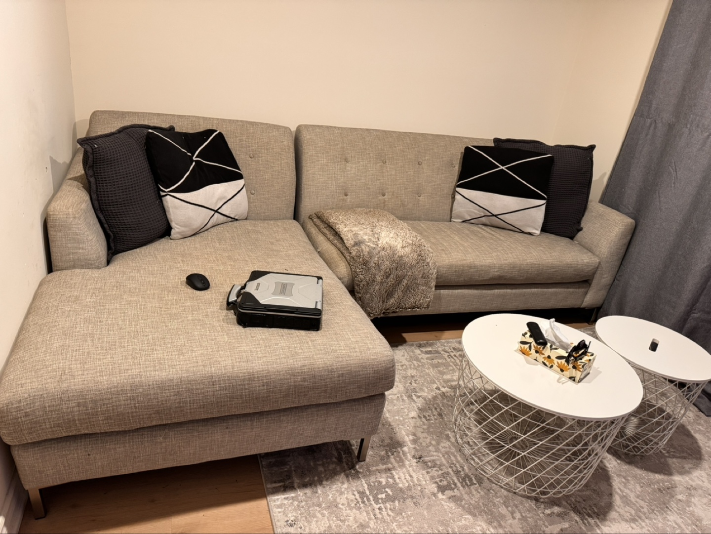 Gray Sectional Sofa with Chaise Lounge