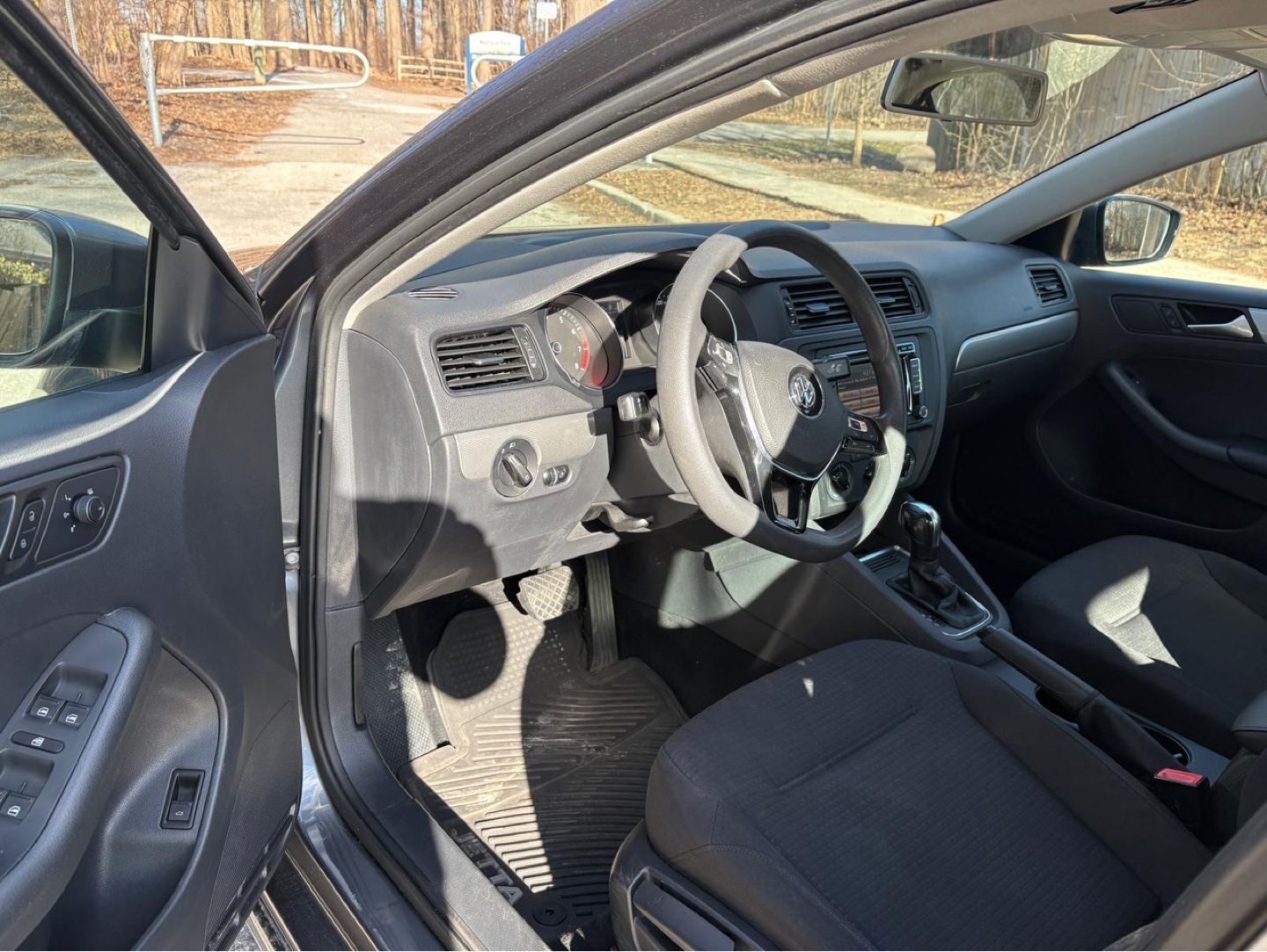 Volkswagen Jetta 2015 - photo 5