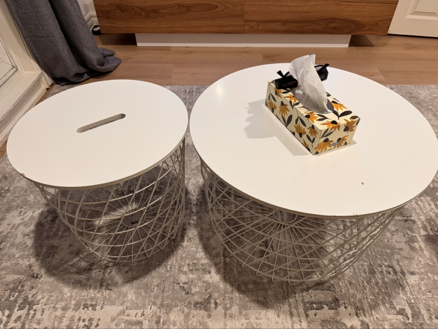 Pair of White Wire Basket Coffee Tables - photo 3