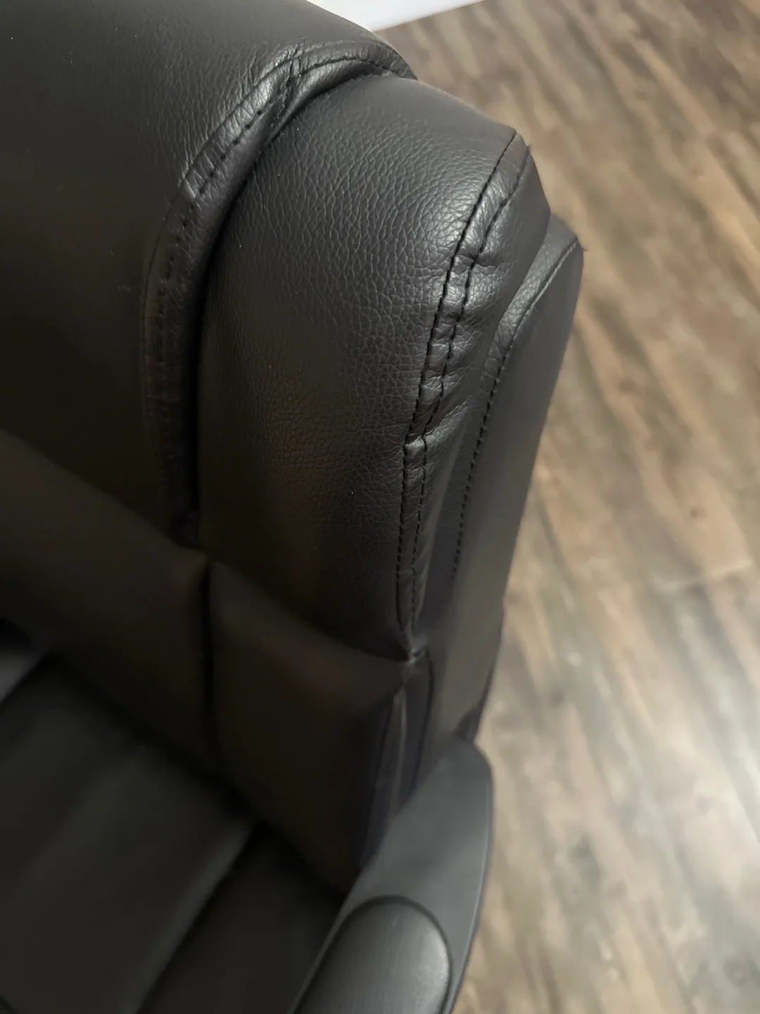 Black and White Office Chair image indicator(2)