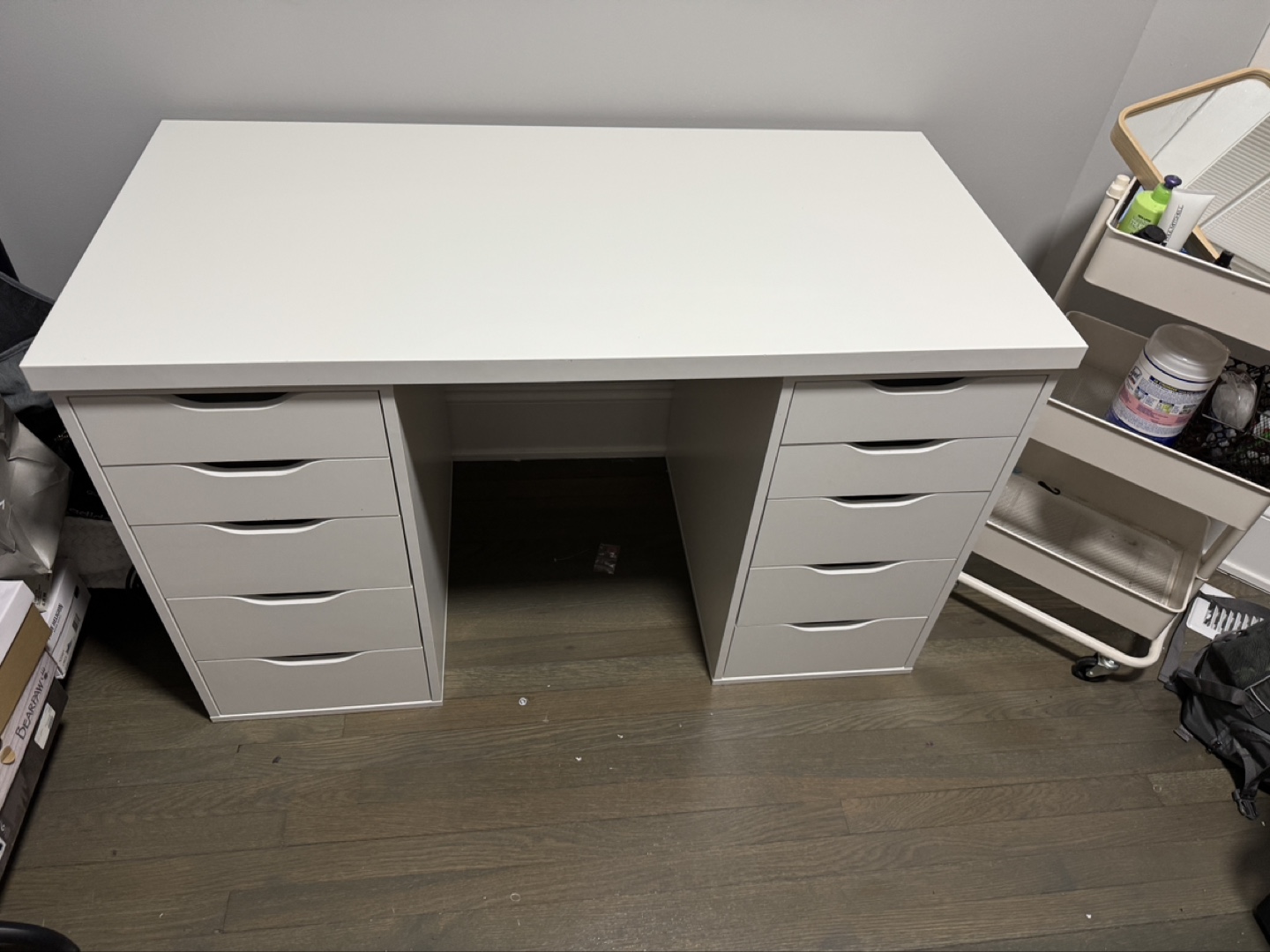 White Makeup Vanity Desk with Drawers