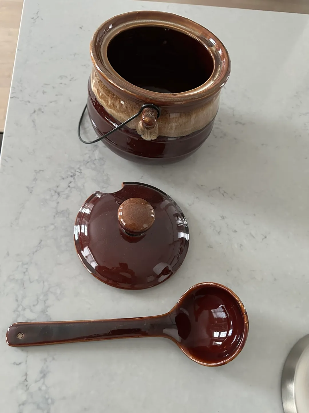 Vintage Brown Ceramic Soup Tureen with Ladle image indicator(2)