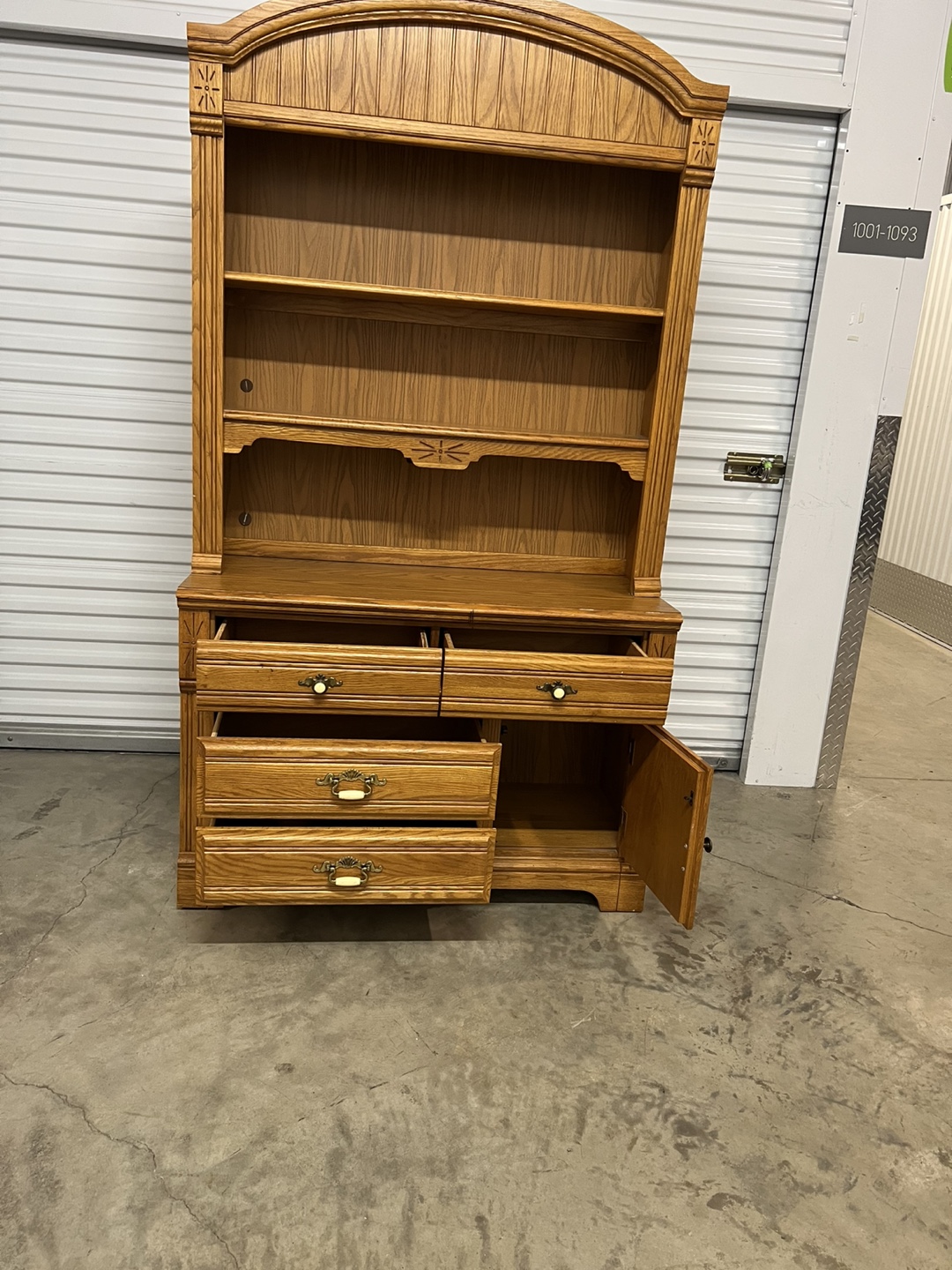 Stanley Bookcase w/storage - photo 4