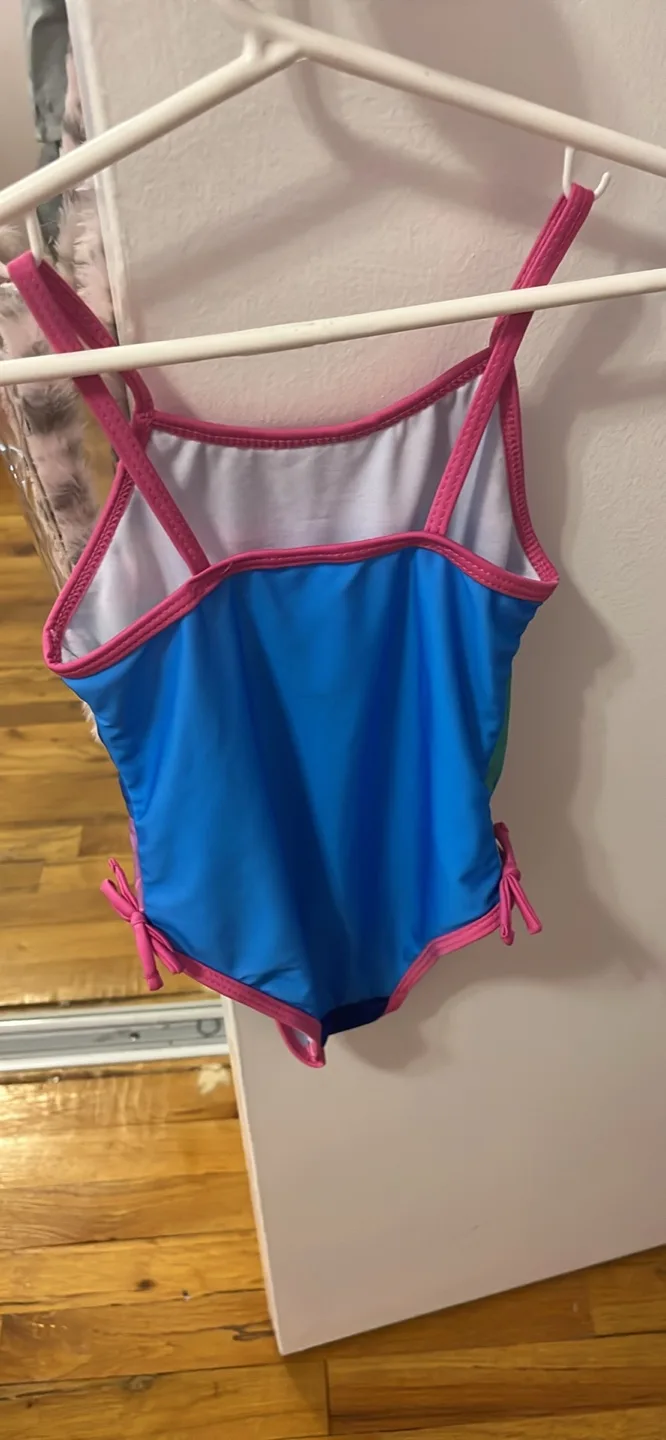Finding Dory Girls One-Piece Swimsuit Sz 4 image indicator(2)