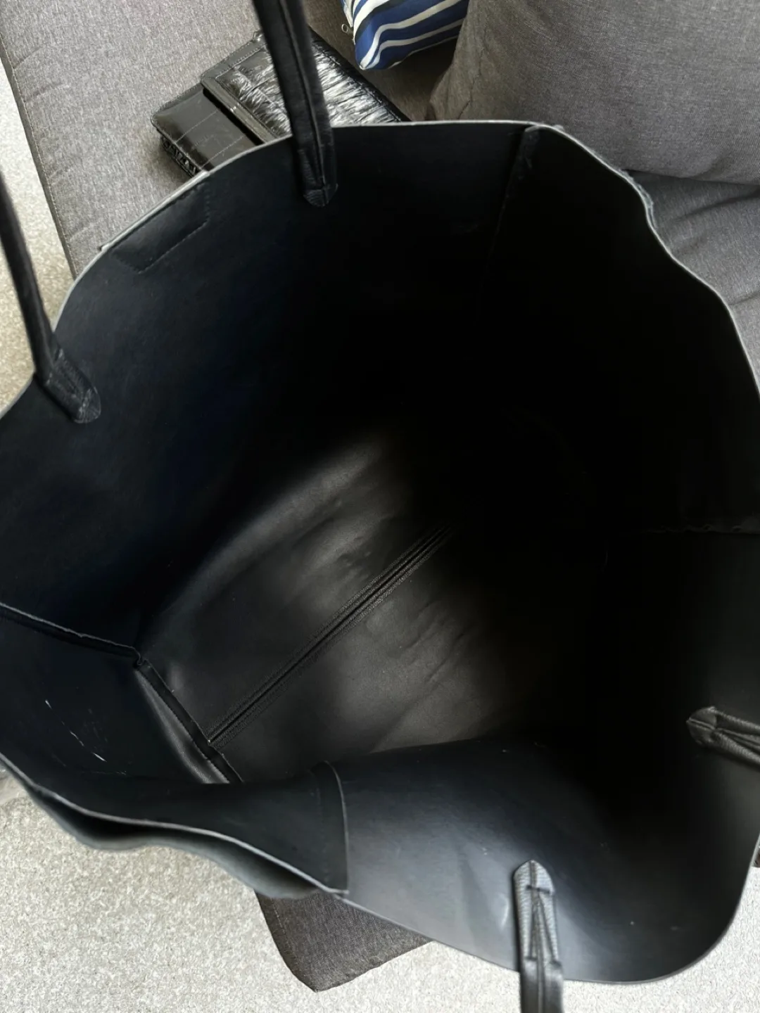 Victoria's Secret Black Tote Bag with Fringe Detail image indicator(4)