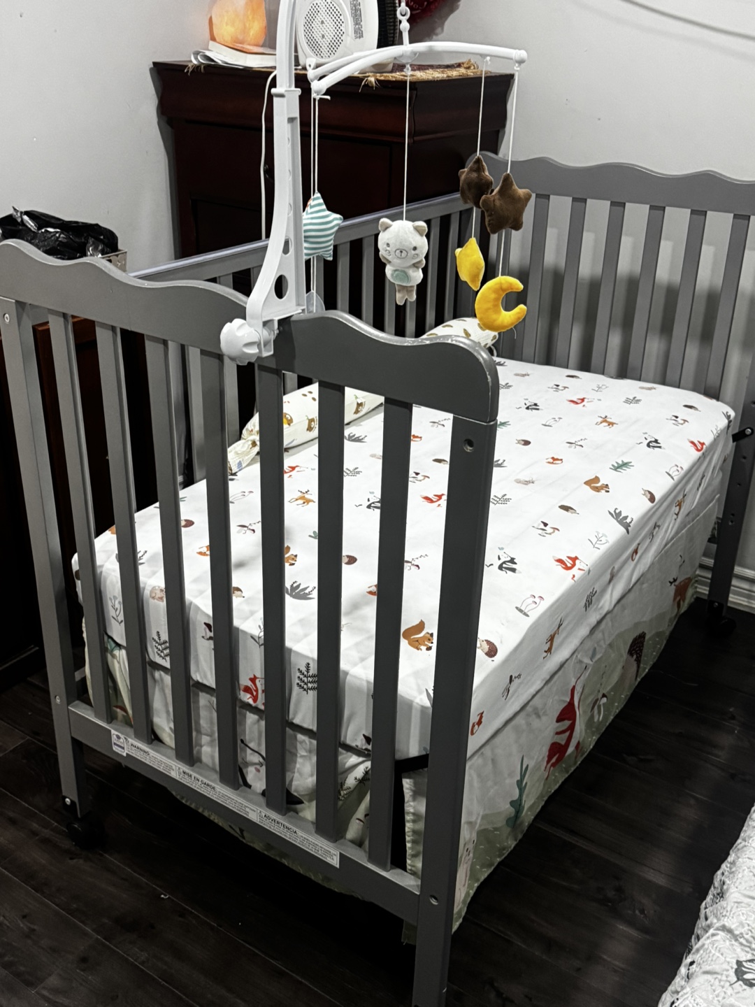 Grey Baby Crib with Mattress included - photo 2