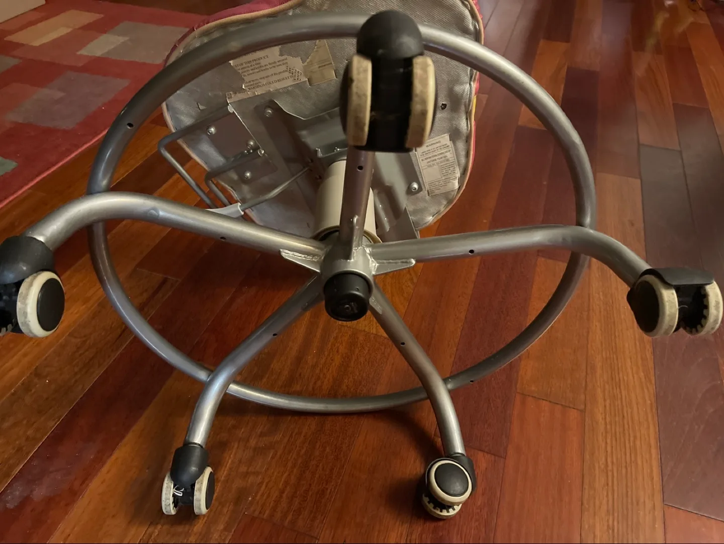 Free Rolling Chair - good for parts image indicator(3)