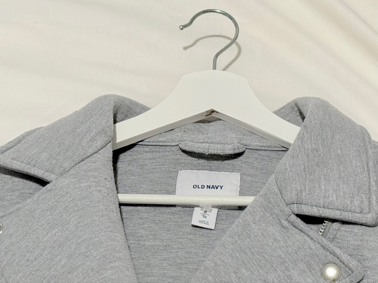 Light Gray Old Navy Jacket – Size XL - photo 2