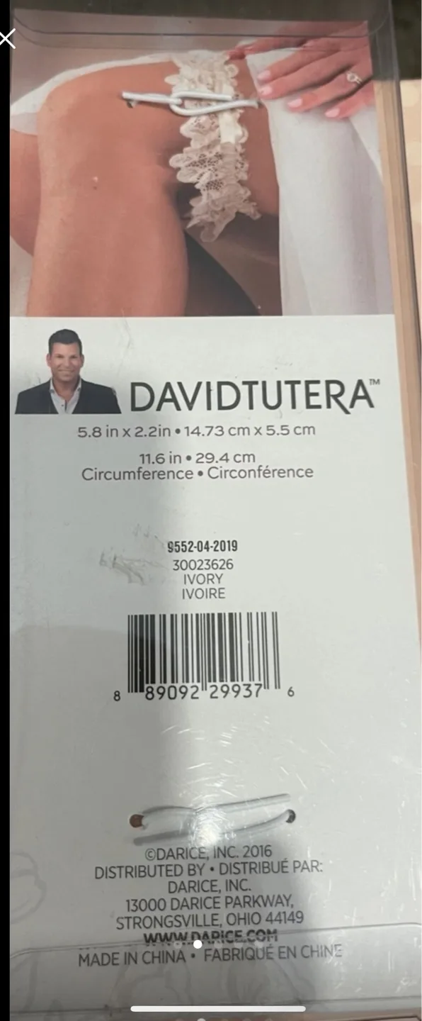 David Tutera Bridal Garter image indicator(2)