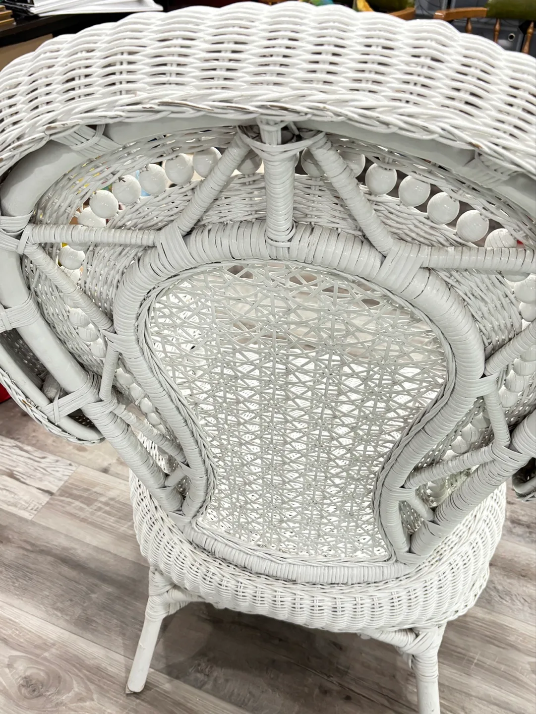 White Wicker Chair image indicator(8)