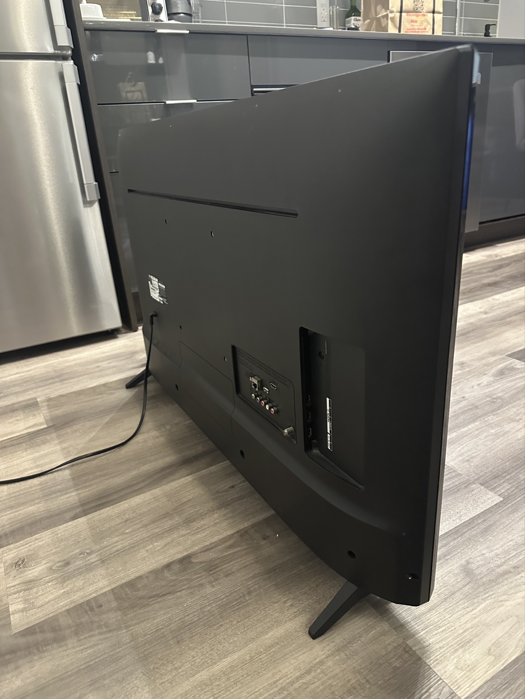 LG 43” 4K Smart TV - photo 3