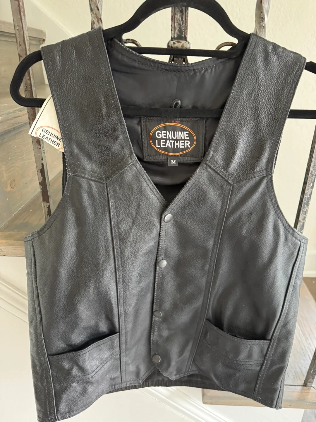 Men's Black Leather Vest - Size M thumbnail