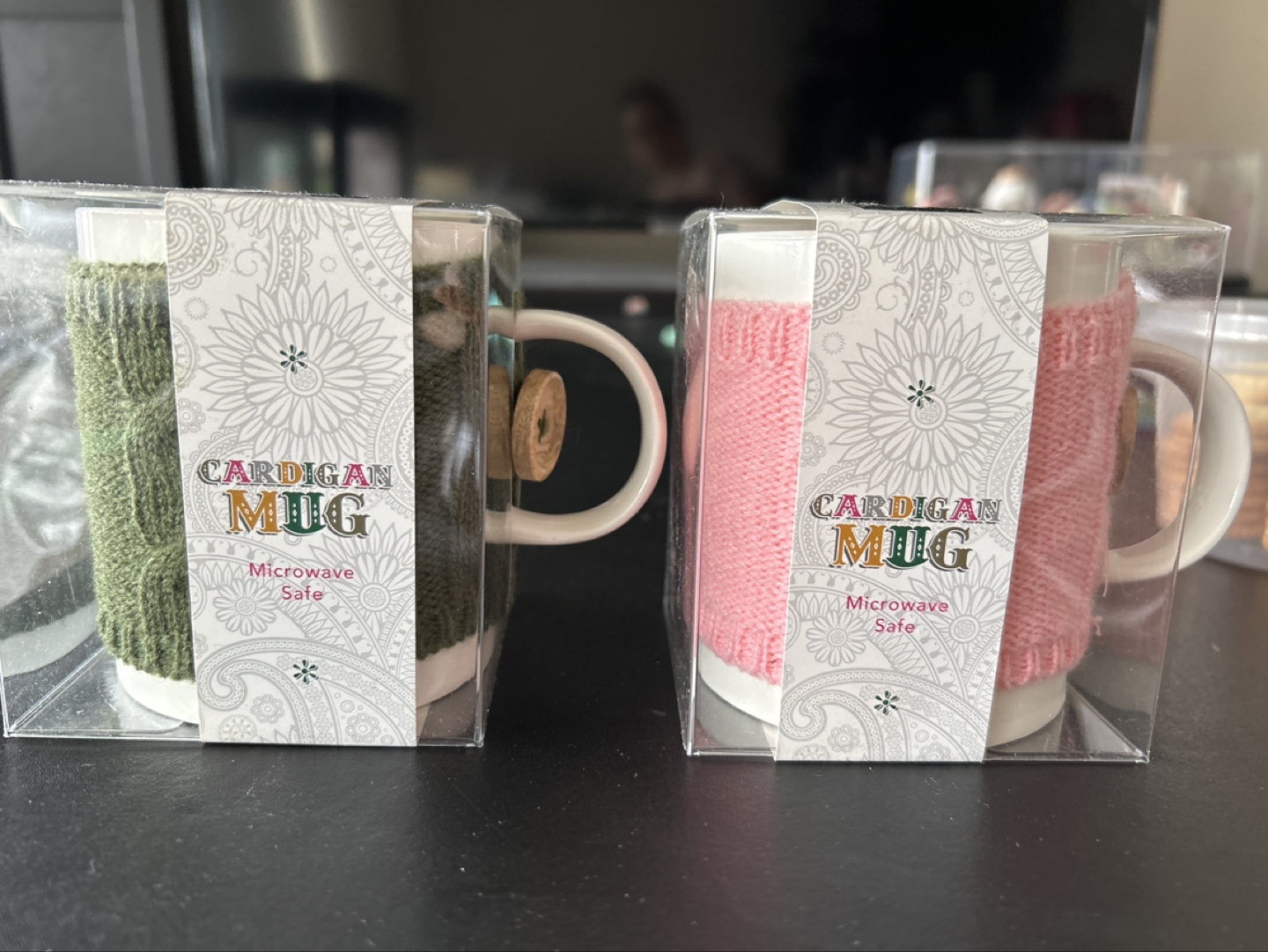 Mugs in cardigan