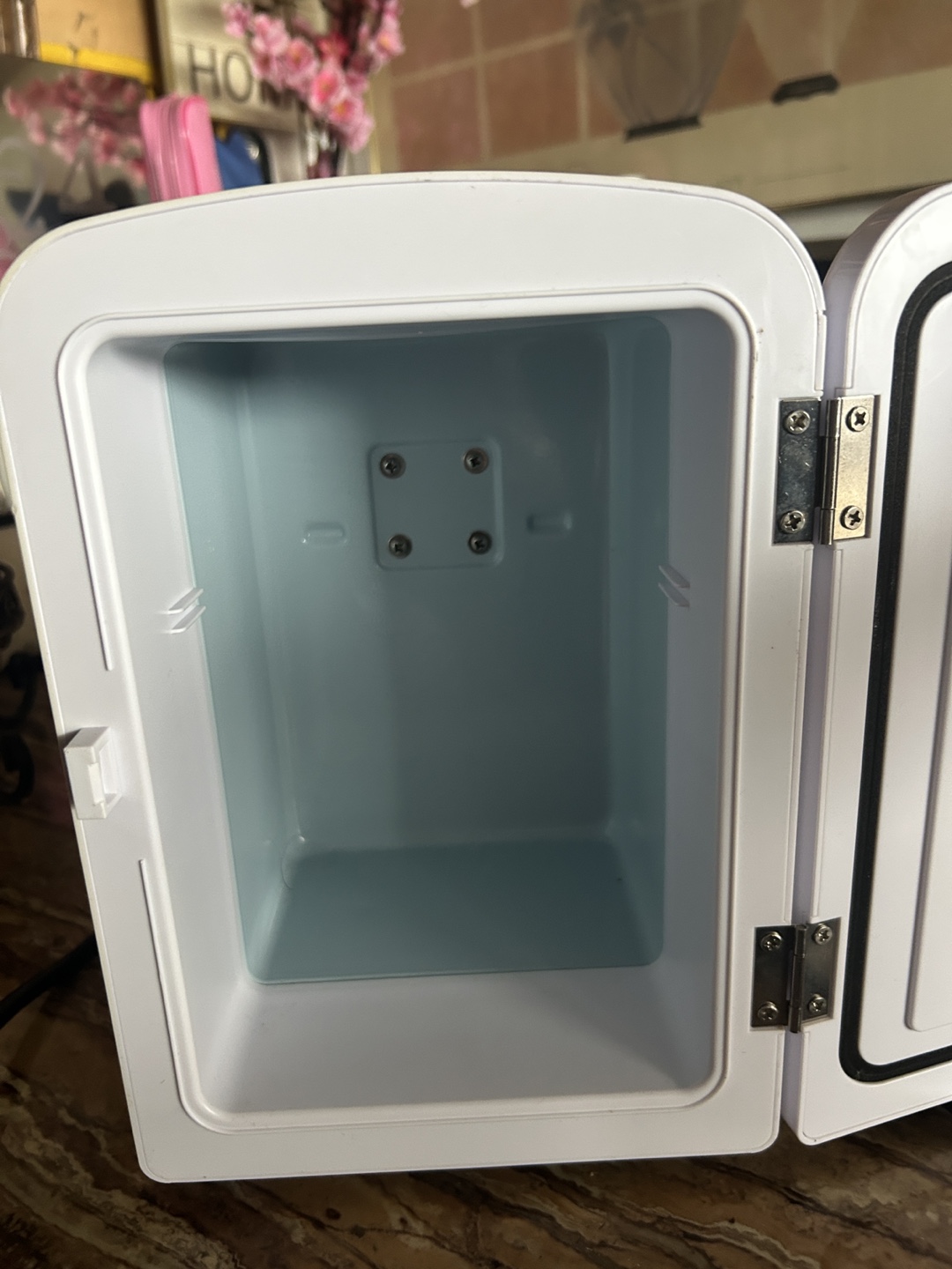 AstroAI Mini Fridge - photo 5