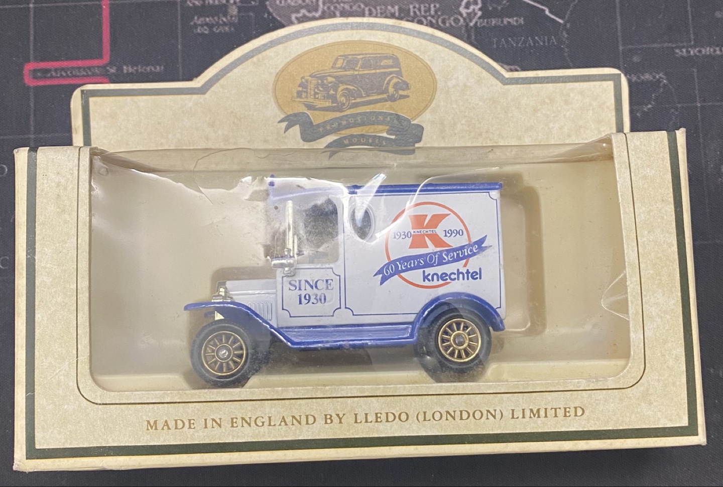 Collectible Knechtel Delivery Truck Lledo Diecast Model