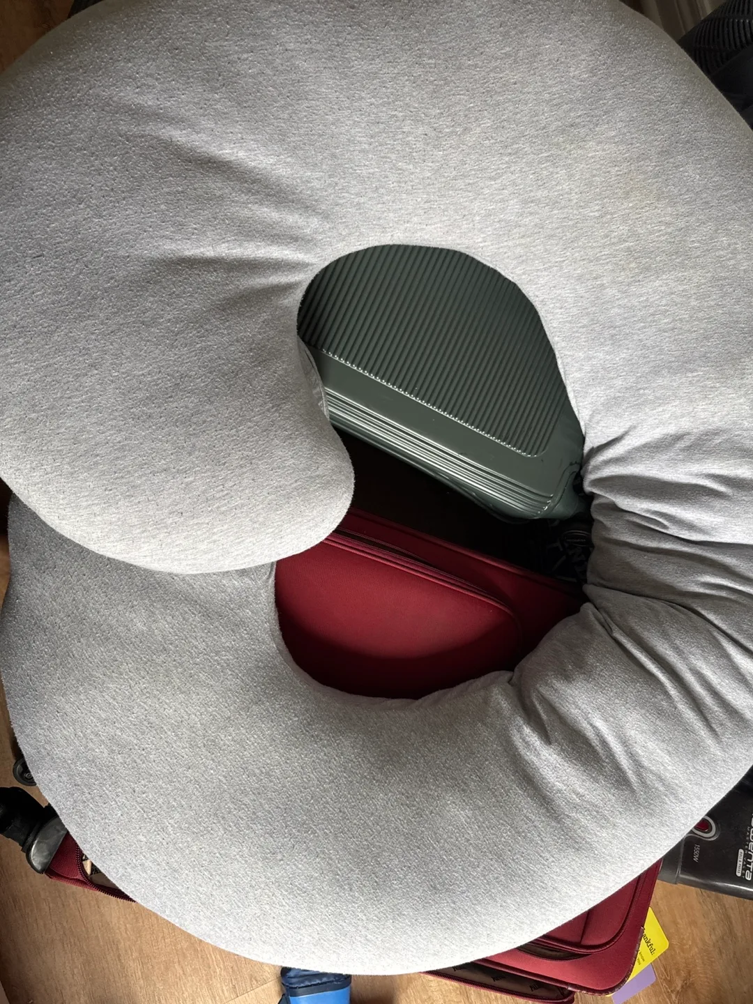Grey U-shaped Pregnancy Pillow thumbnail