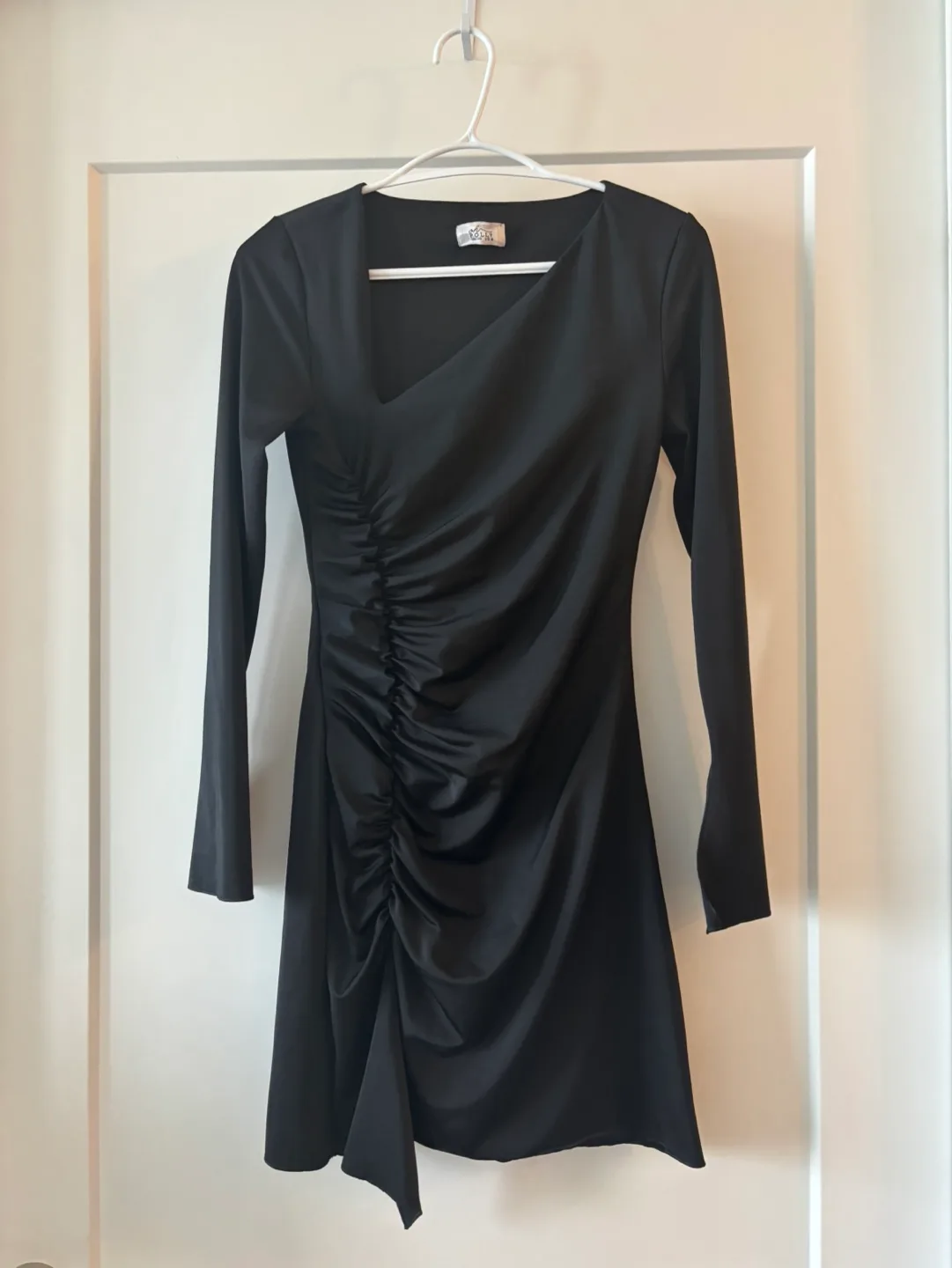 Oh Polly Black Mini Dress Size 6 thumbnail