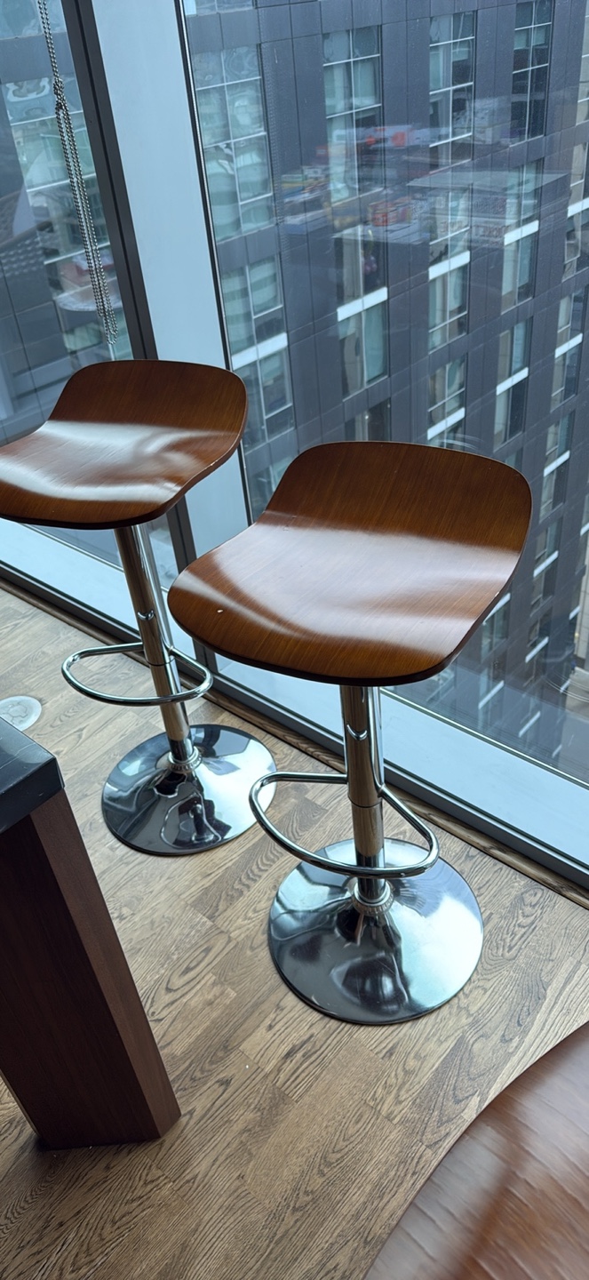 Set of Four Modern Bar Stools - photo 2