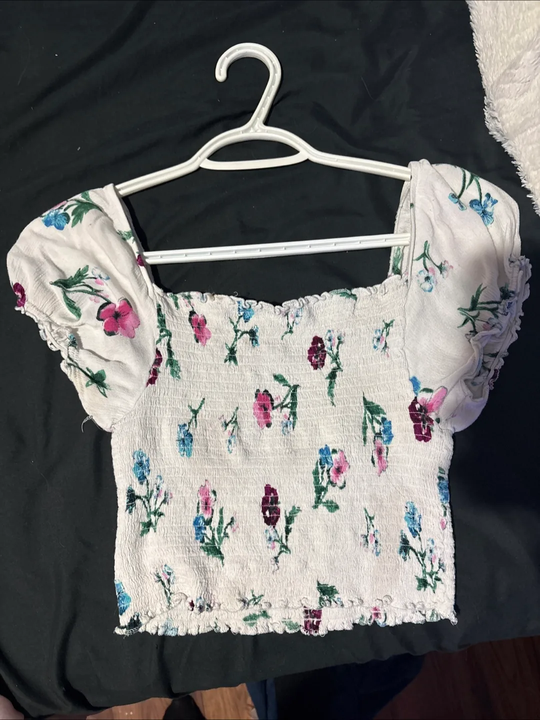 Bundle of 5 Cute Crop Tops image indicator(3)