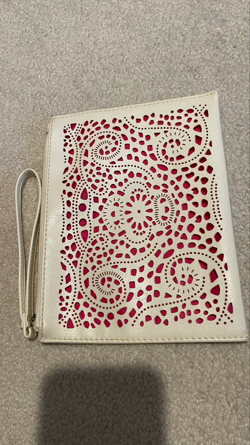 Four Assorted Cosmetic Bags image indicator(6)