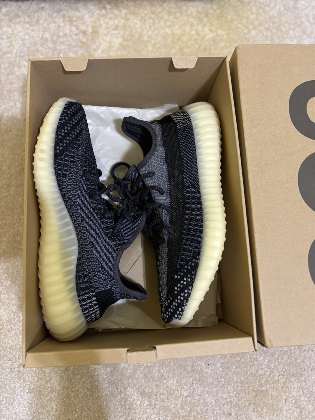 Adidas Yeezy Boost 350 V2 Carbon - photo 3