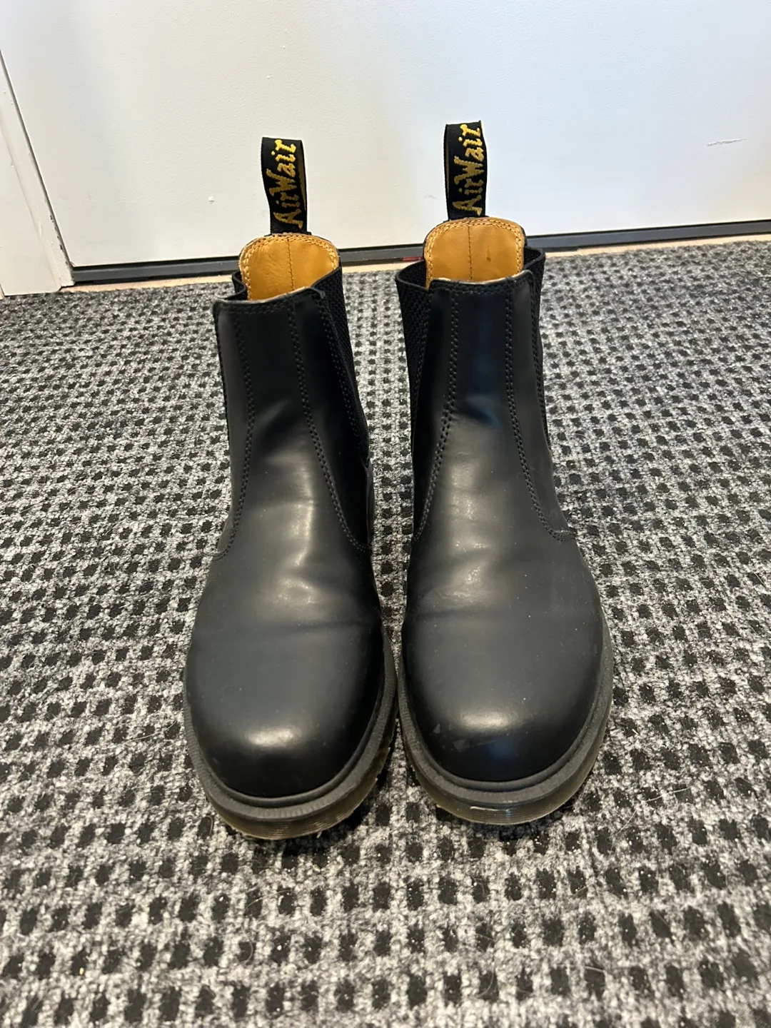 Men's Dr. Martens Boots image indicator(2)