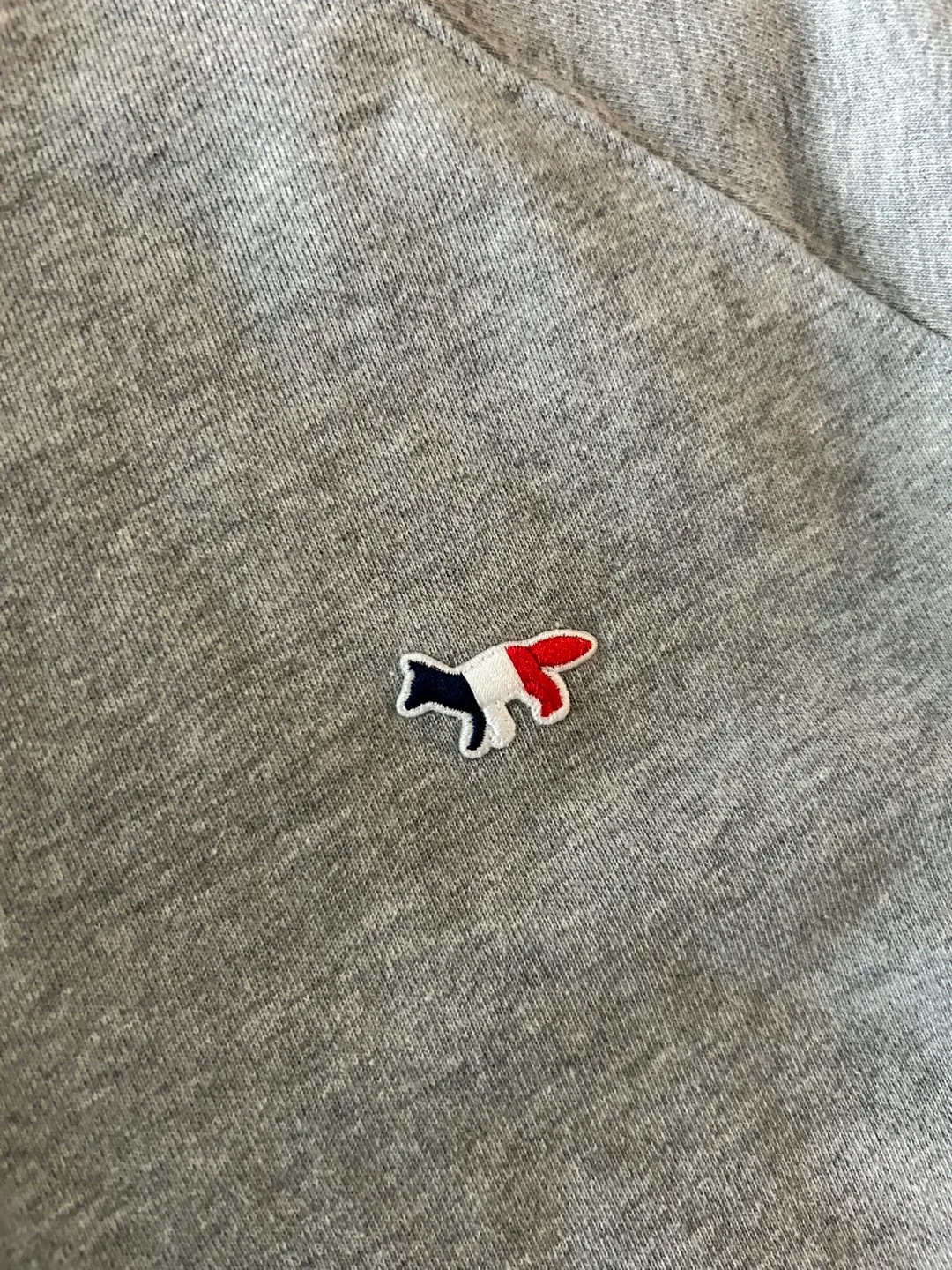 Maison Kitsuné Crewneck image indicator(3)