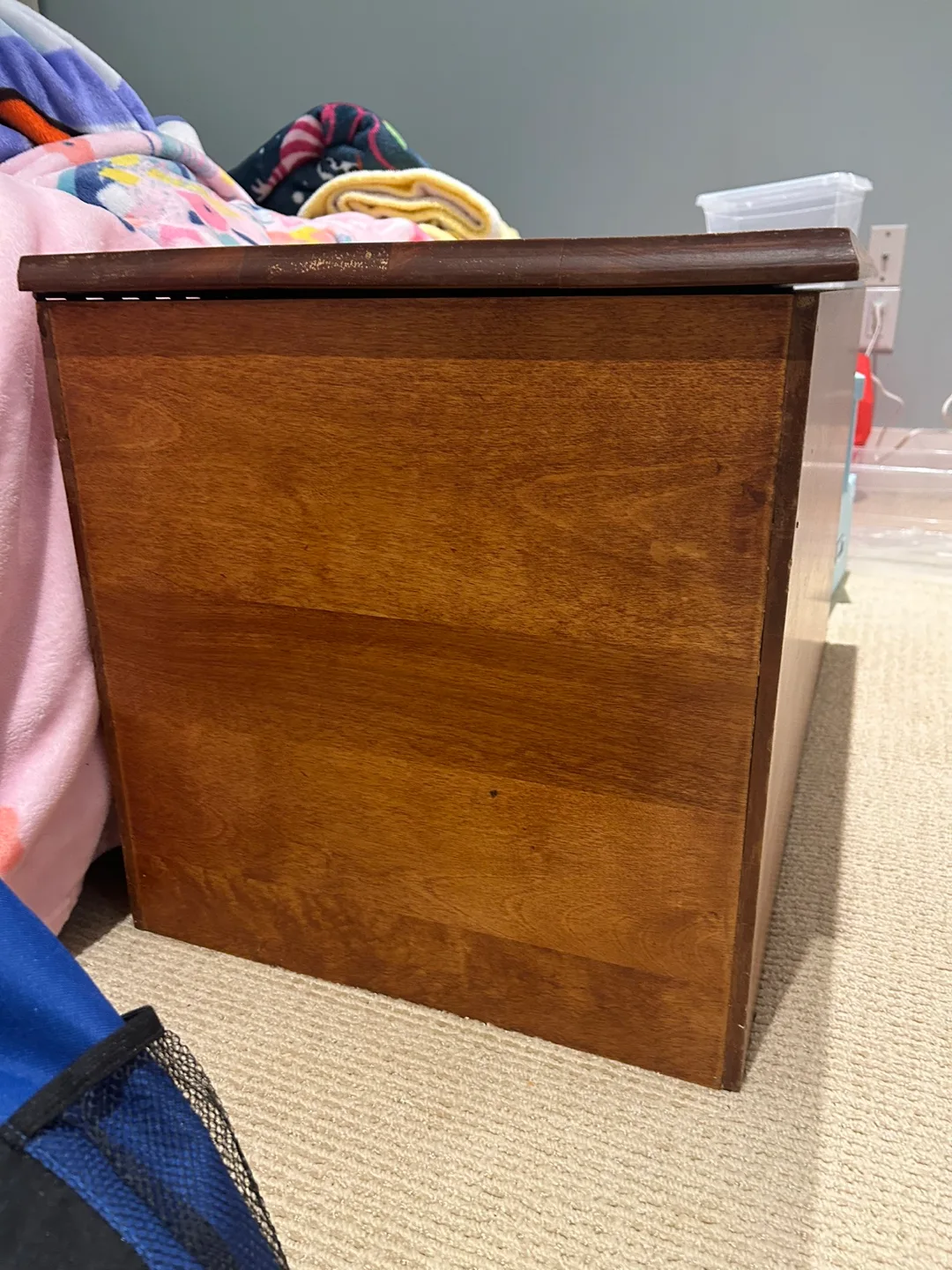 Wooden Toy Chest image indicator(3)