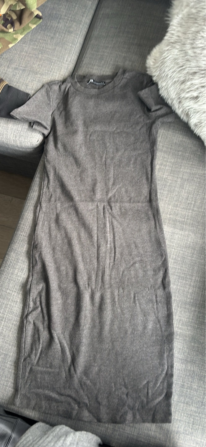 Zara Grey Ribbed Midi Dress - photo 2