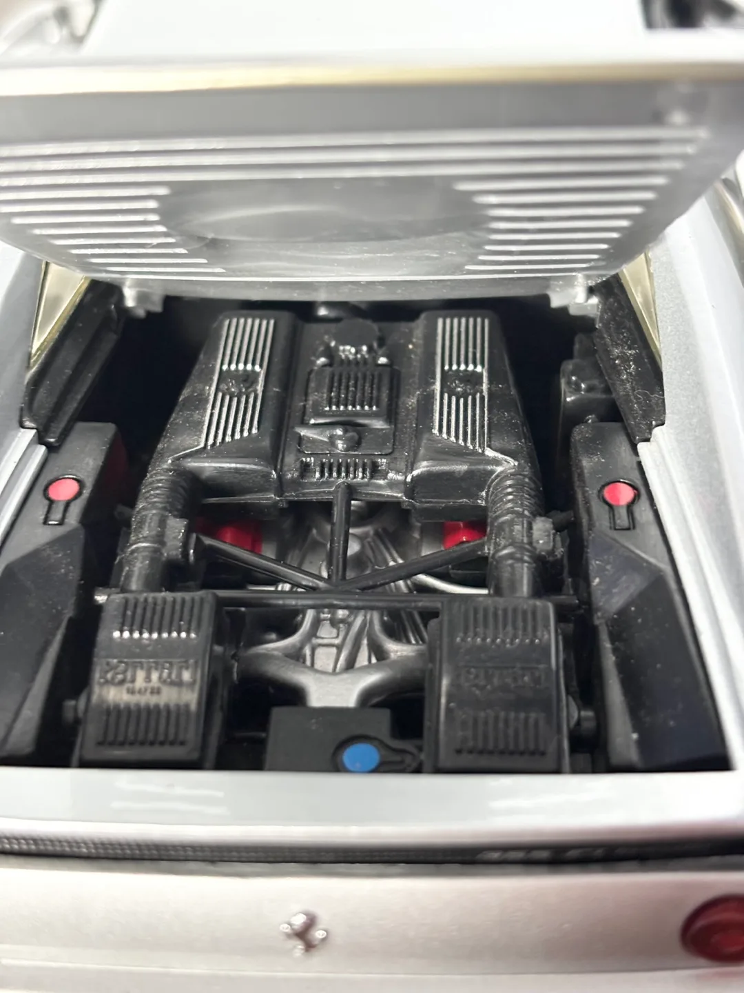 Hot Wheels Ferrari F355 1:18 image indicator(4)