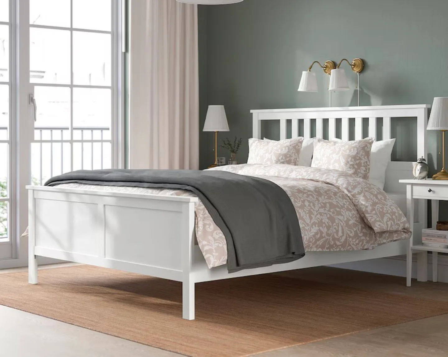 IKEA MALM Queen Bed Frame - White image indicator(2)