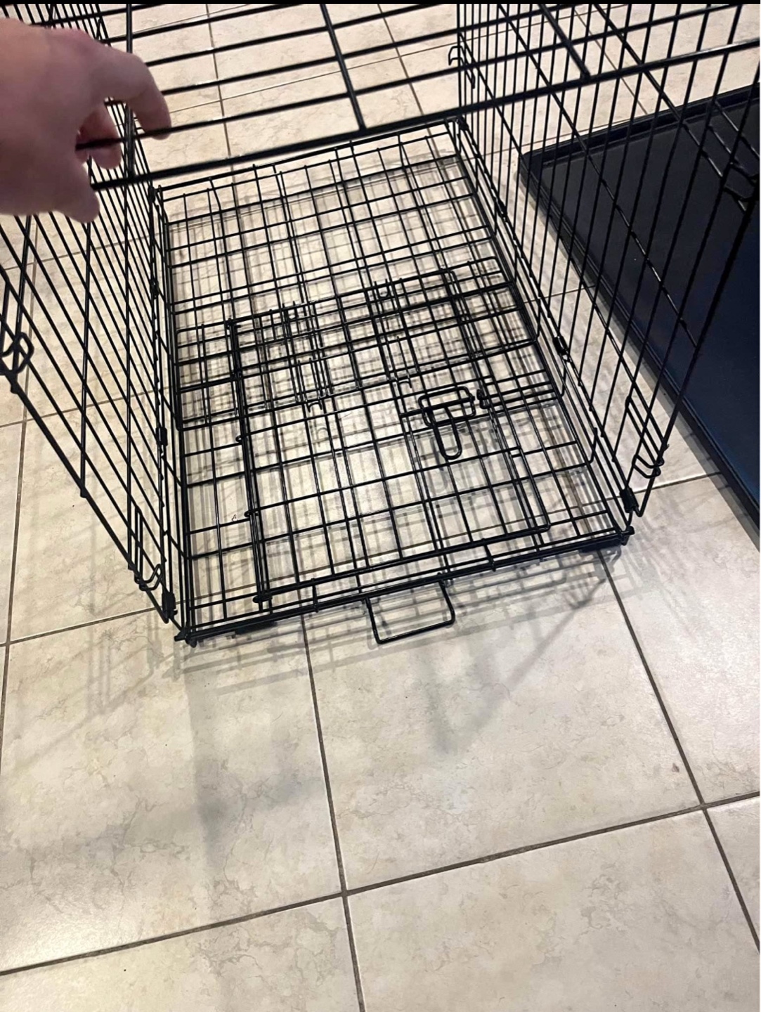 Black Metal Dog Crate with Tray